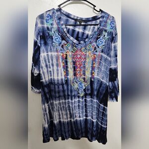 Calessa Womens Tunic Size 1X Blue Tie-Dye Lightweight Tribal Embroidery